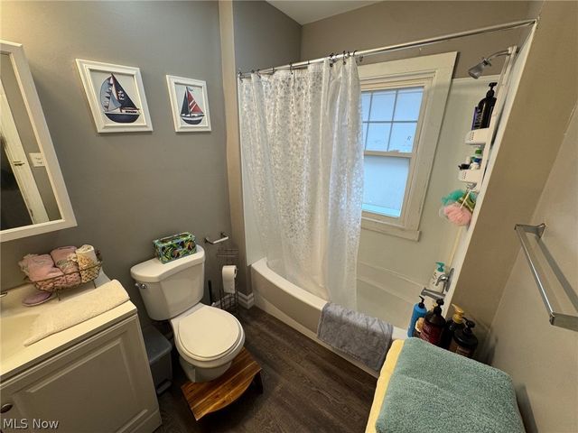 14622 Superior Road, Cleveland, OH 44118