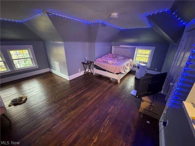 14622 Superior Road, Cleveland, OH 44118