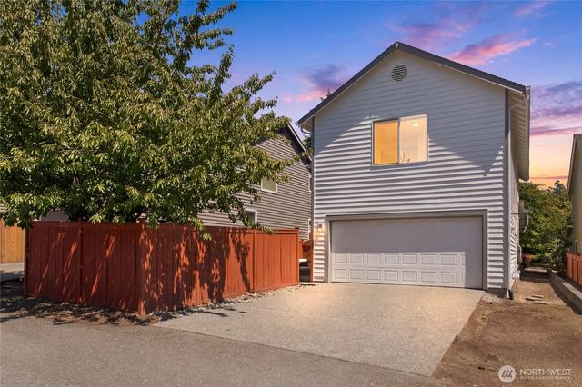 9229 227th Avenue NE, Redmond, WA 98053