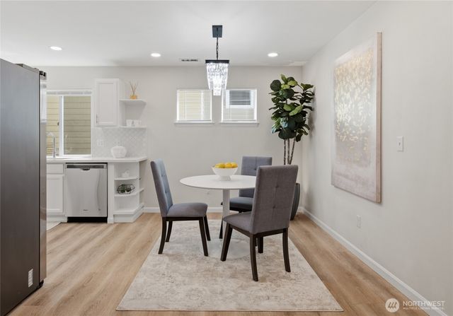 9229 227th Avenue NE, Redmond, WA 98053