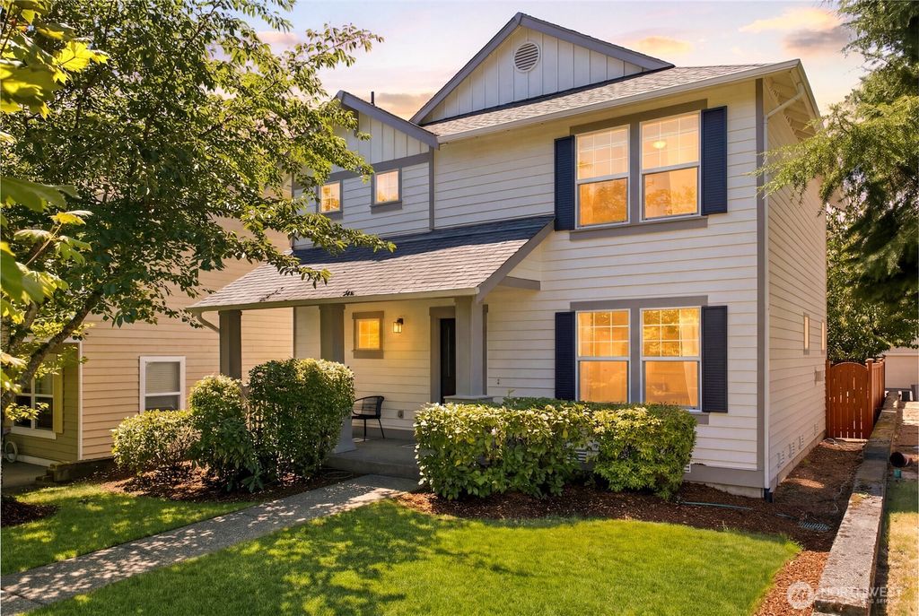 9229 227th Avenue NE, Redmond, WA 98053