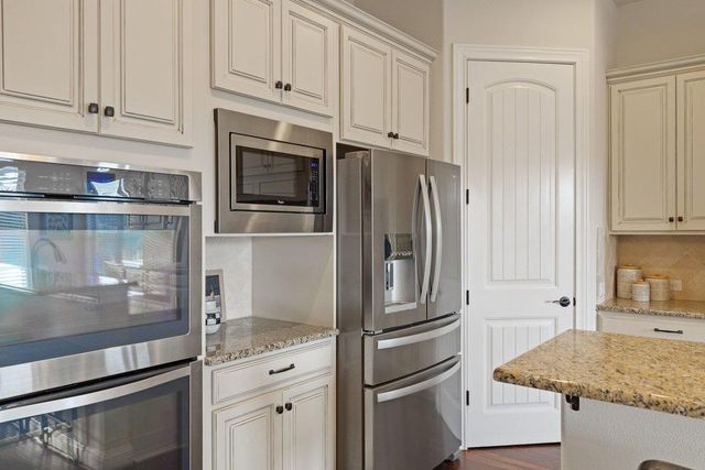 17207 Raynham Hill DR, Austin, TX 78738