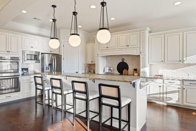 17207 Raynham Hill DR, Austin, TX 78738