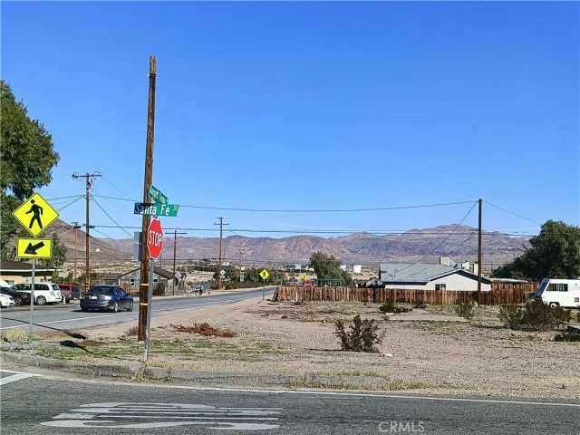 10 Santa Fe, Daggett, CA 92327