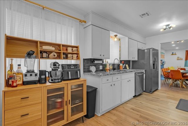 3838 S 88th East Avenue, Tulsa, OK 74145