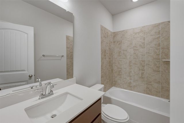 3522 Helena Street, Gainesville, TX 76240