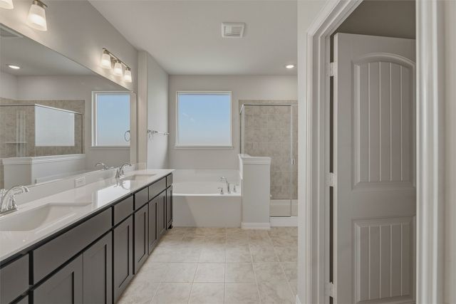 3522 Helena Street, Gainesville, TX 76240