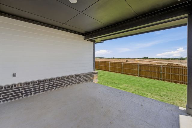 3522 Helena Street, Gainesville, TX 76240