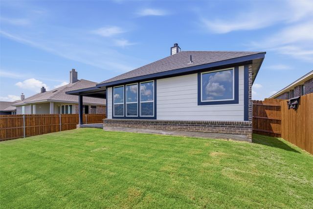 3522 Helena Street, Gainesville, TX 76240