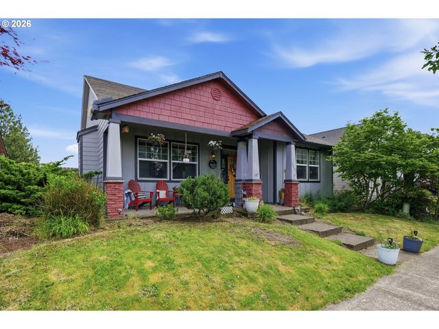 1701 WEBB LAKE Dr, Silverton, OR 97381