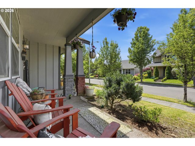 1701 WEBB LAKE Dr, Silverton, OR 97381