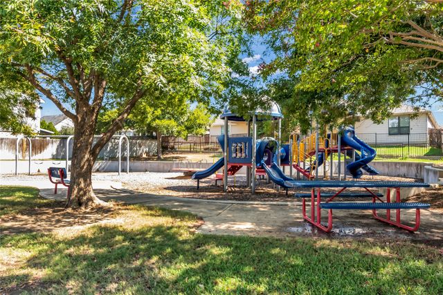 7216 Mesa Verde Trail, Fort Worth, TX 76137