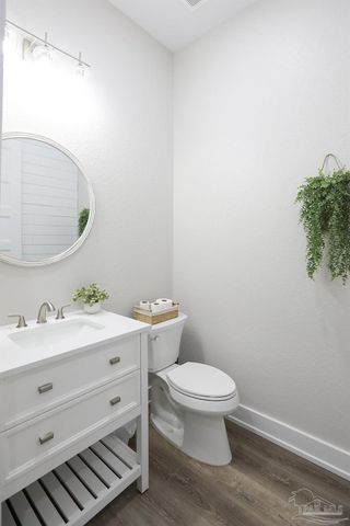 2009 Eventide Rd, Milton, FL 32583