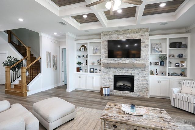 2009 Eventide Rd, Milton, FL 32583