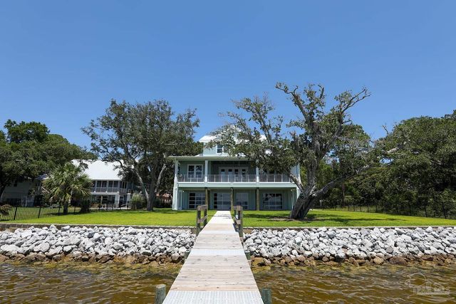 2009 Eventide Rd, Milton, FL 32583