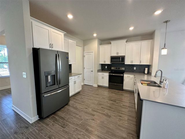 11825 FICTION AVENUE, Orlando, FL 32832