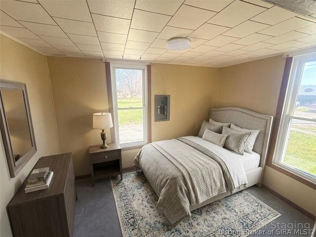 35 N McKinley Street, Campbellsburg, IN 47108