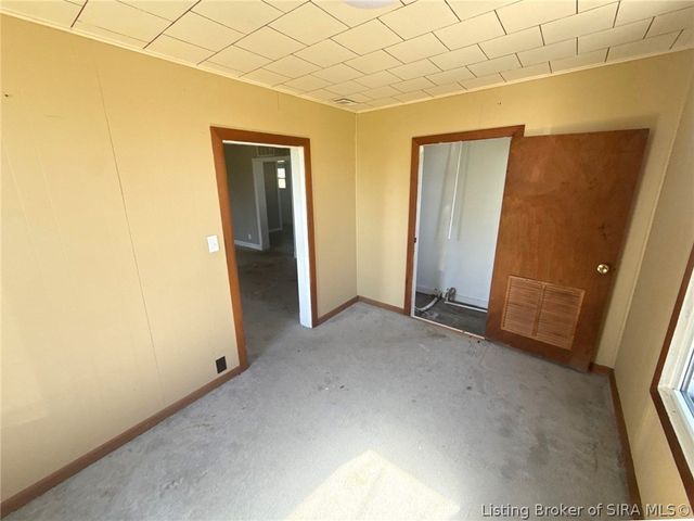 35 N McKinley Street, Campbellsburg, IN 47108