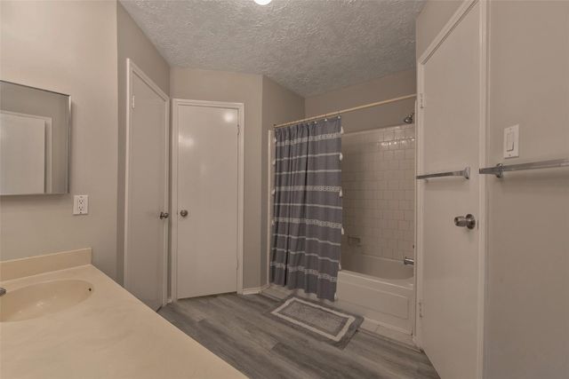 13715 Ludgate Pass, Houston, TX 77034