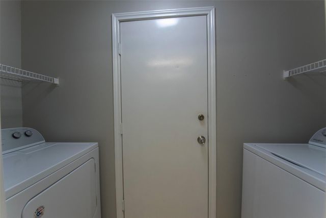 13715 Ludgate Pass, Houston, TX 77034