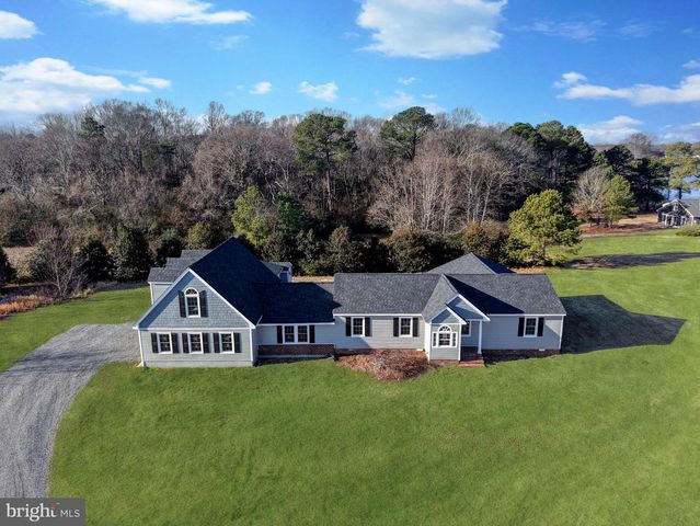 2755 SUNNYBANK RD, Reedville, VA 22539