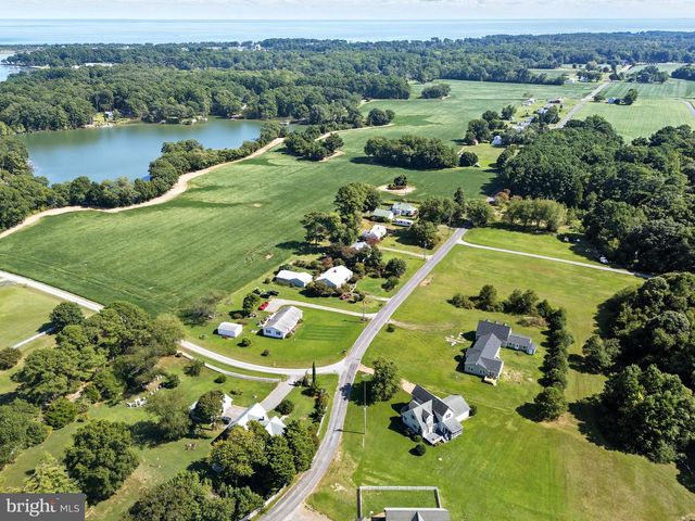 2755 SUNNYBANK RD, Reedville, VA 22539