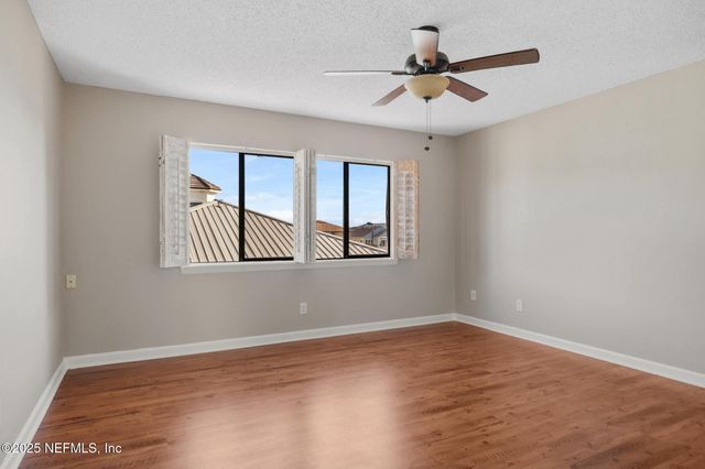 1107 1ST Street S B, Jacksonville Beach, FL 32250