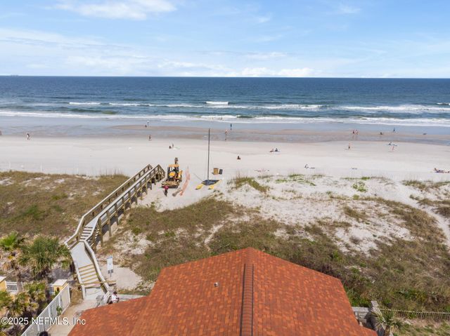 1107 1ST Street S B, Jacksonville Beach, FL 32250