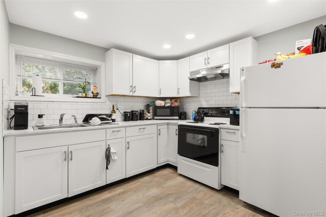 336 Dix Hills Road, Dix Hills, NY 11747