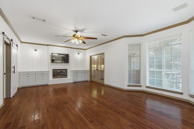 303 Highland Court, Double Oak, TX 75077