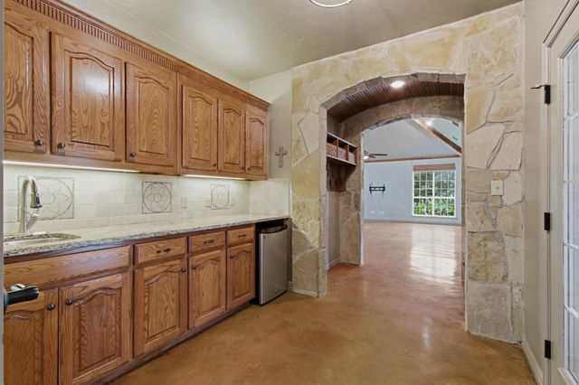 303 Highland Court, Double Oak, TX 75077