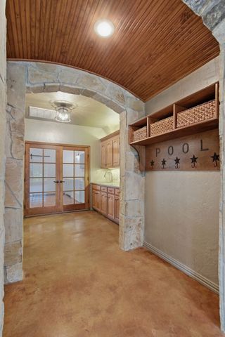 303 Highland Court, Double Oak, TX 75077