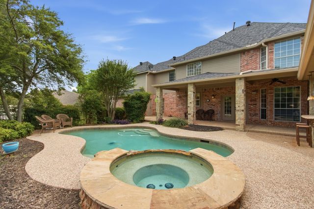 303 Highland Court, Double Oak, TX 75077