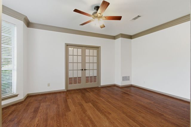 303 Highland Court, Double Oak, TX 75077