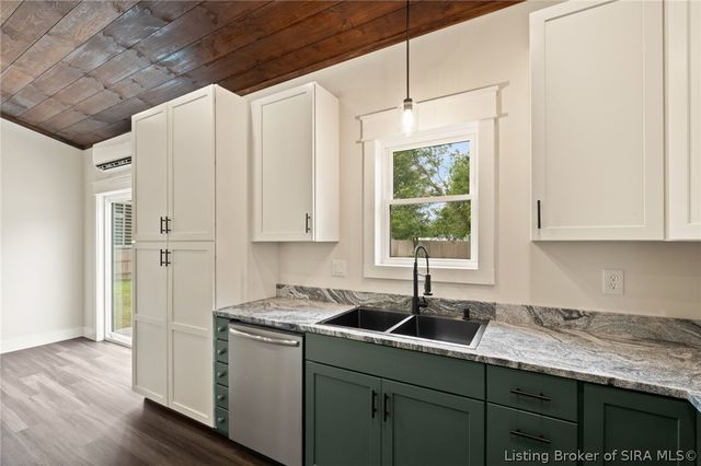 214 W 2nd Street, Campbellsburg, IN 47108