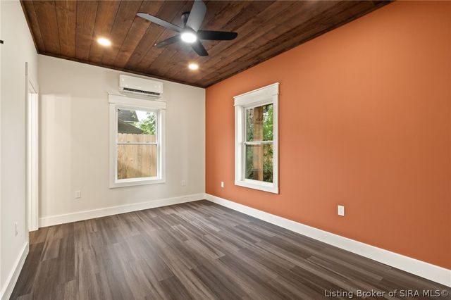 214 W 2nd Street, Campbellsburg, IN 47108