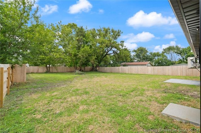 214 W 2nd Street, Campbellsburg, IN 47108