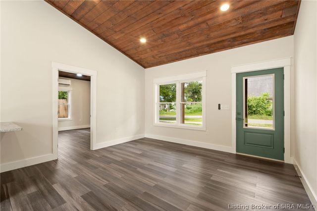 214 W 2nd Street, Campbellsburg, IN 47108