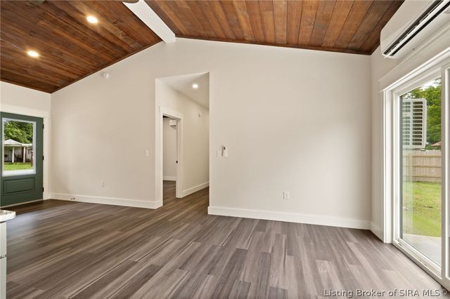 214 W 2nd Street, Campbellsburg, IN 47108