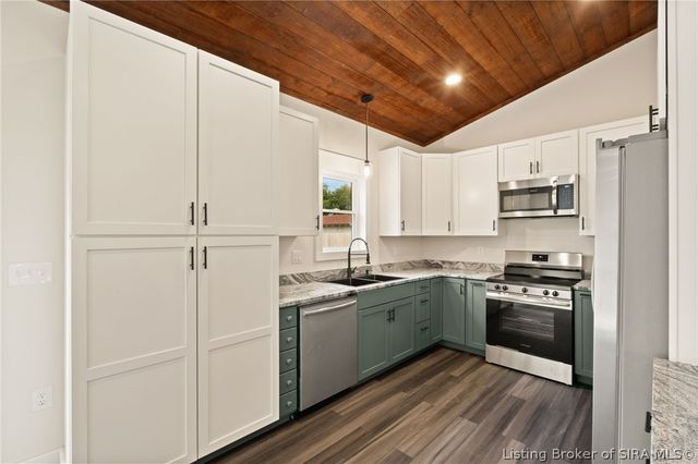 214 W 2nd Street, Campbellsburg, IN 47108