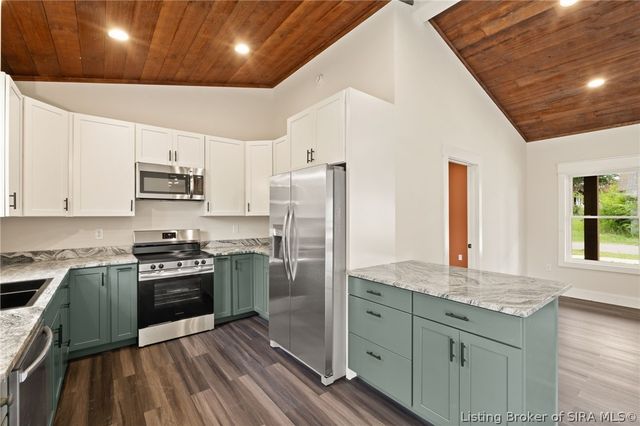 214 W 2nd Street, Campbellsburg, IN 47108
