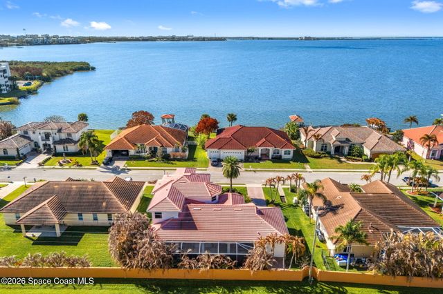 618 Manatee Bay Drive, Cape Canaveral, FL 32920