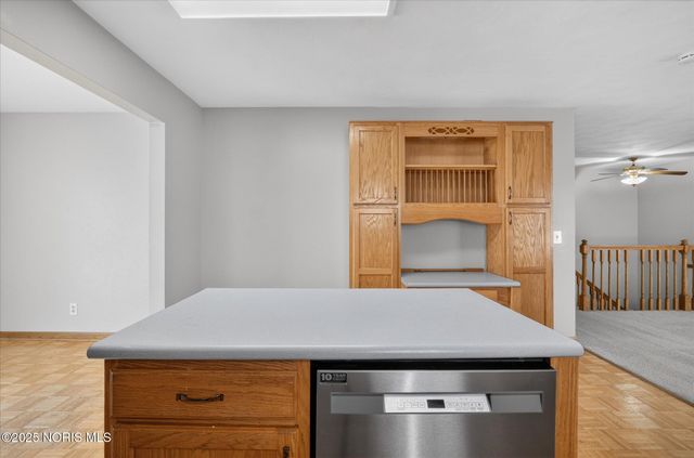 4616 Longfellow Road, Sylvania, OH 43560