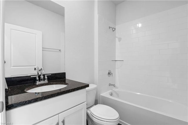 3901 NE 19th AVE, Cape Coral, FL 33909