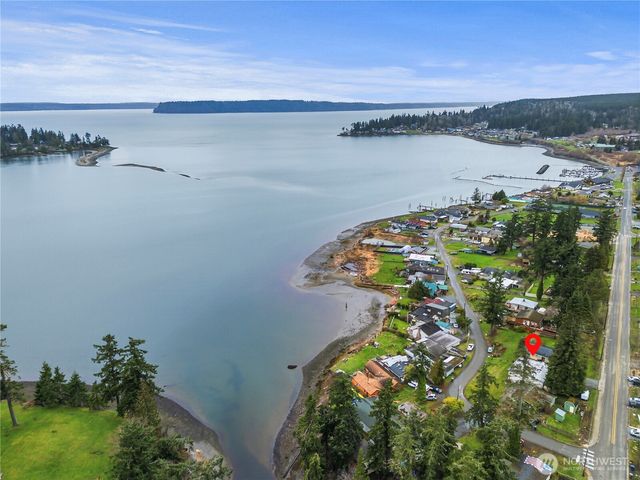 6807 Totem Beach Loop Road, Tulalip, WA 98270