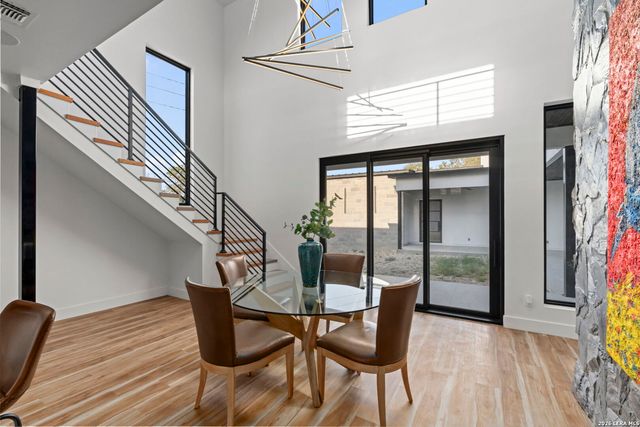 25424 Fairway Vw, San Antonio, TX 78260