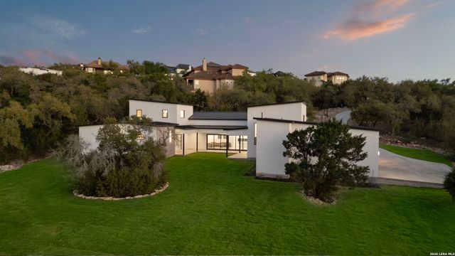 25424 Fairway Vw, San Antonio, TX 78260