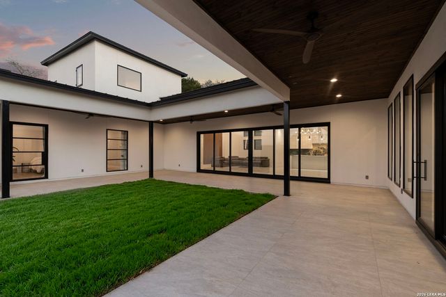 25424 Fairway Vw, San Antonio, TX 78260