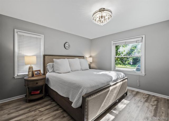803 Oakridge Avenue, Royal Oak, MI 48067