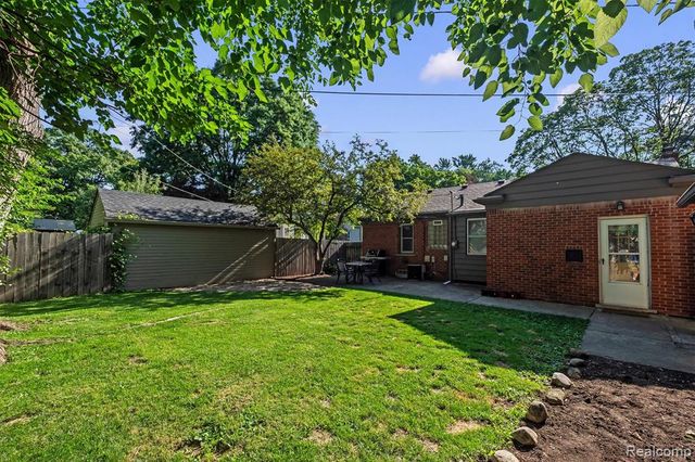 803 Oakridge Avenue, Royal Oak, MI 48067